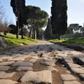 Dlažební kostky na starověké Appianově cestě