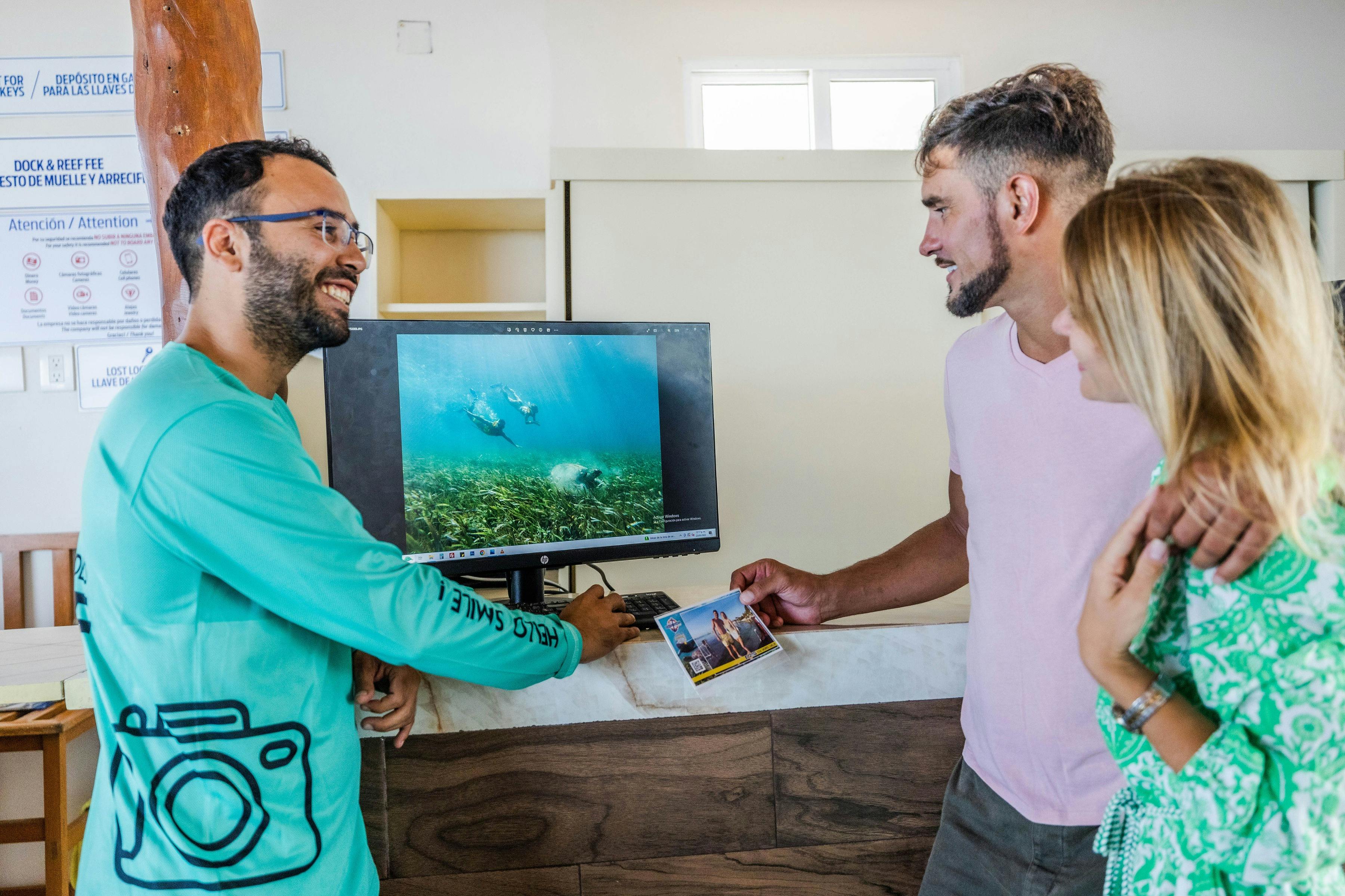 スタッフの写真