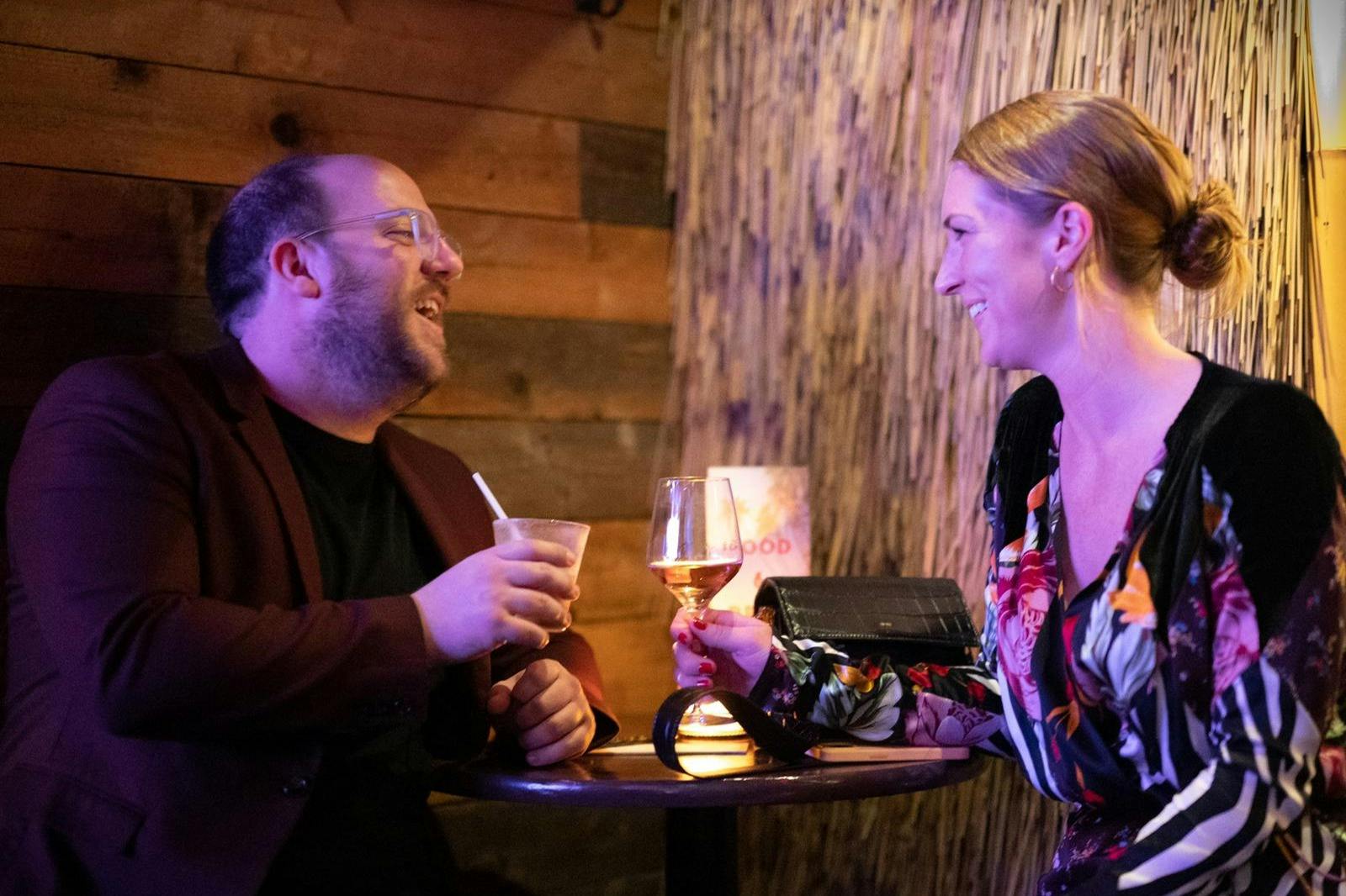 Poznejte nové přátele z celého světa