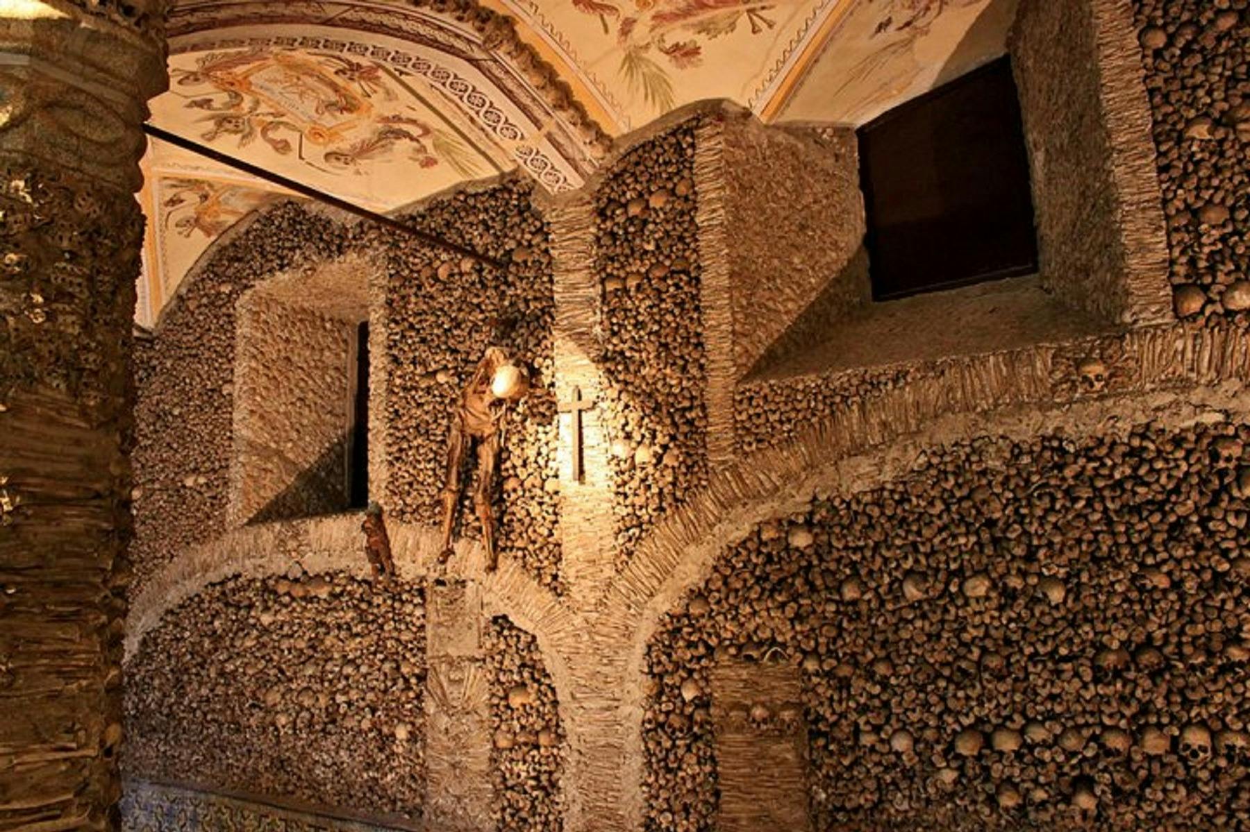 Capela dos Ossos
