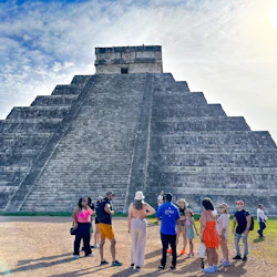 Chichén Itzá: Guided Tour from Cancún + Early Access + Optional Hotel Transfers 2