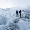 Εξερεύνηση πεζοπορίας σε παγετώνα