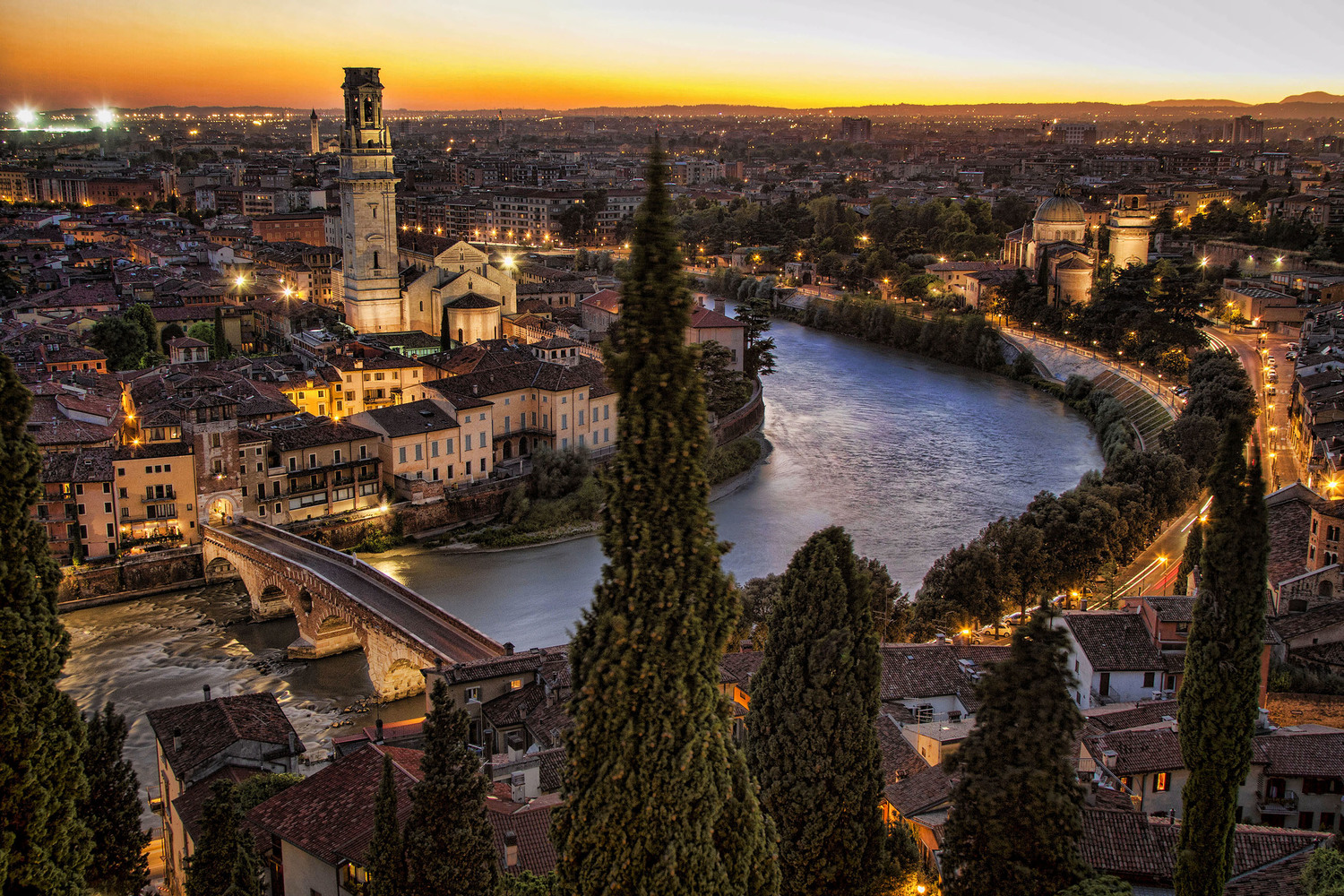 Verona and Lake Garda: Day Trip from Milan - Milan - 