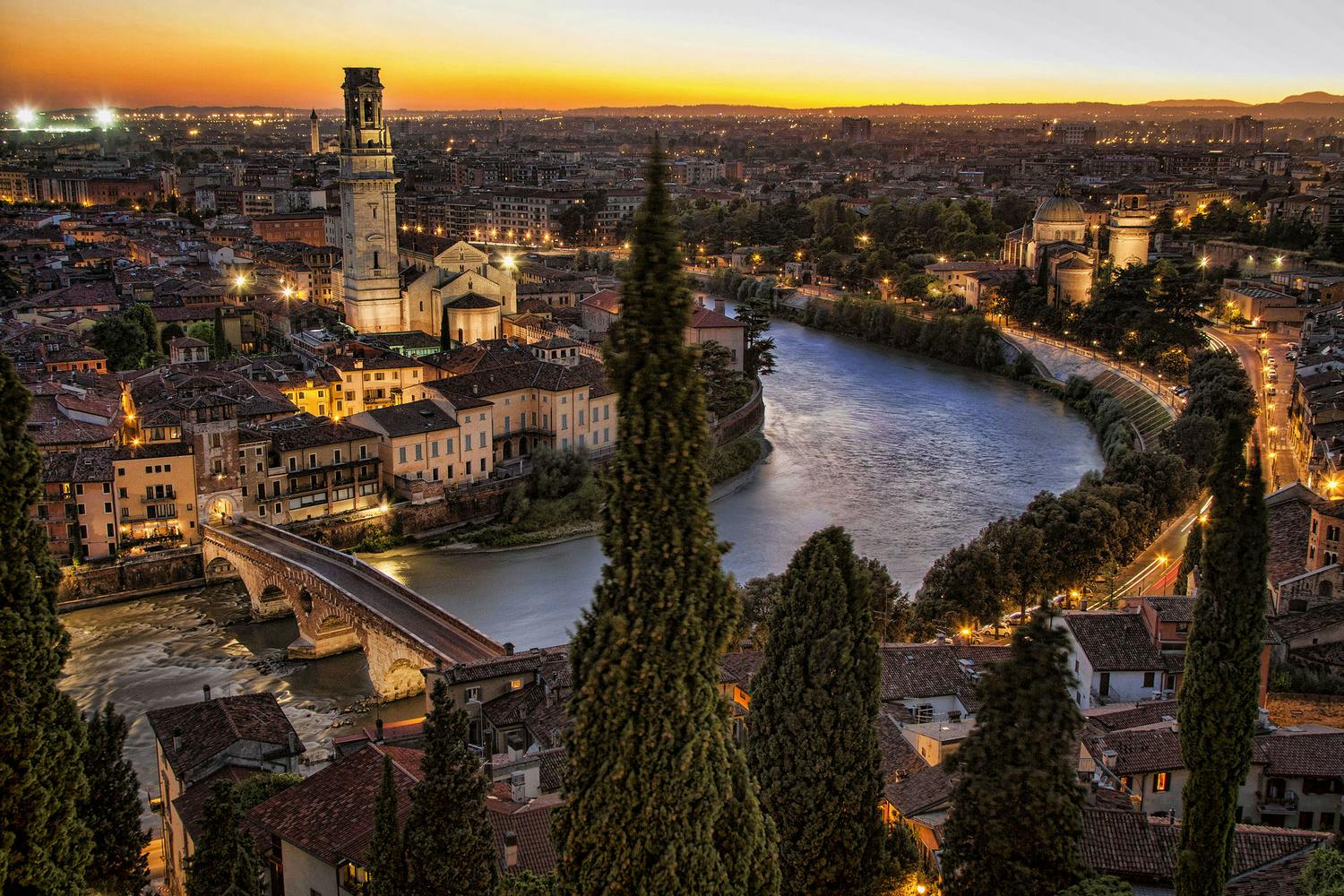 verona: Excursiones de un día desde Milán