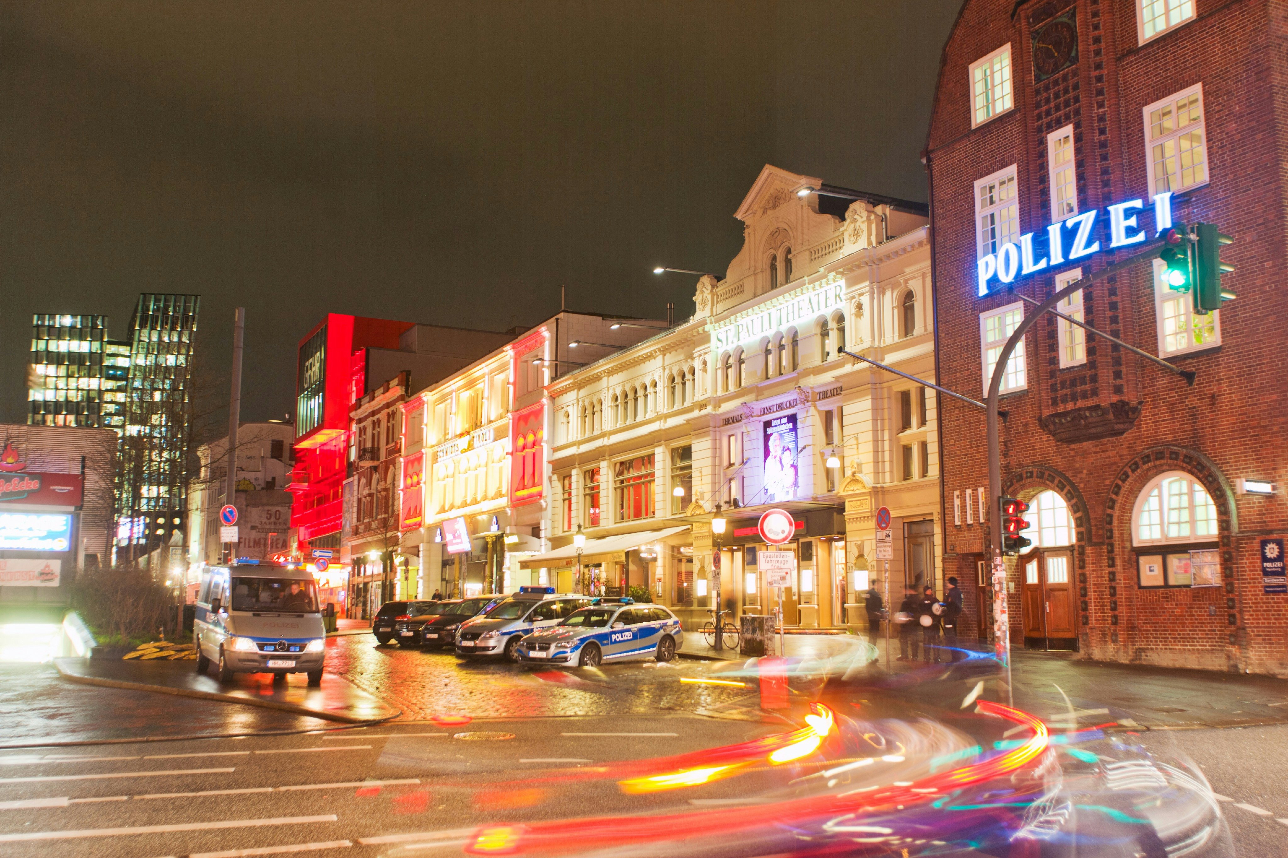 Big Reeperbahn Tour with the Kiezjungs