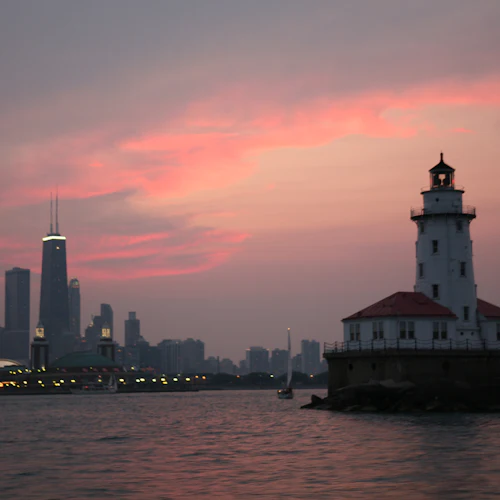 Lake Michigan & Chicago River: 1.5-Hr Night Sightseeing Cruise - Photo 4