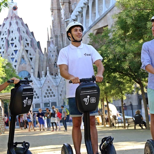 Barcelona: Gaudí Segway Tour