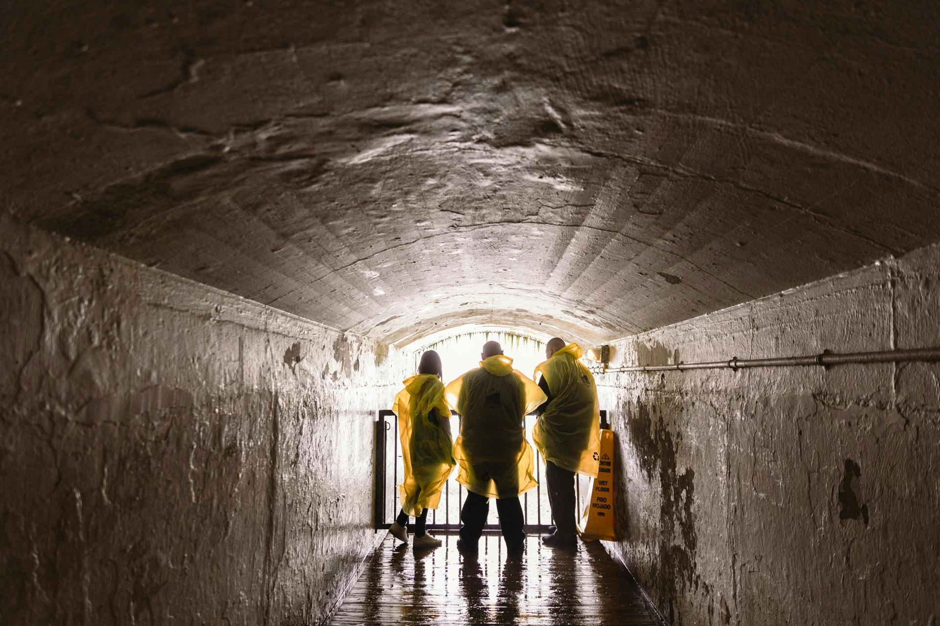 Niagara Falls Tour: Boat Ride & Journey Behind the Falls