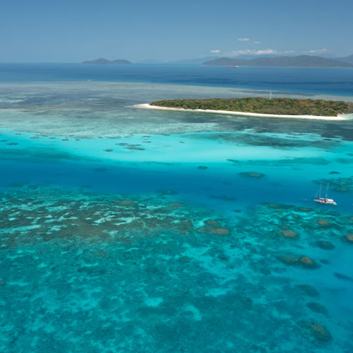 Walk, Sail and Snorkel: Great Barrier Reef & Green Island Tour from Cairns - Photo 7