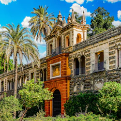 Royal Alcázar of Seville, Cathedral & Giralda: Priority Access + Guided Tour