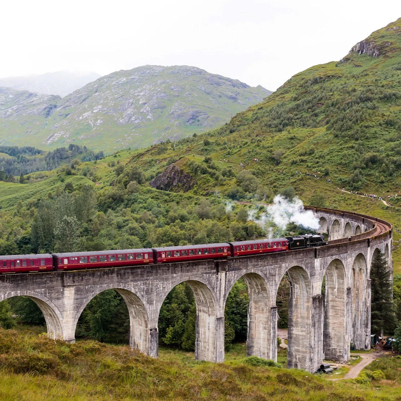 Scottish Highlands: Guided Tour from Inverness + Jacobite Steam Train Ticket