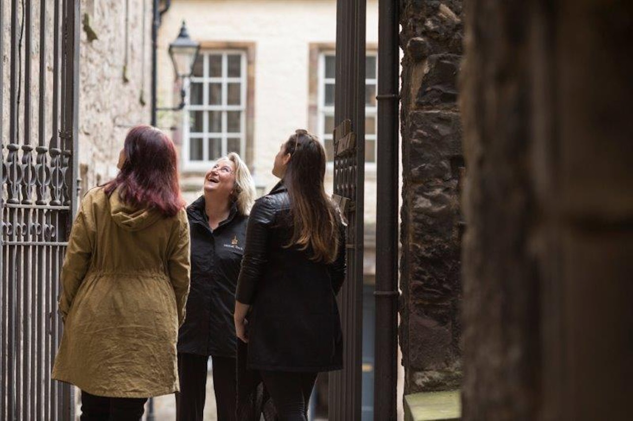 Secretos de la Royal Mile y Castillo de Edimburgo: Recorrido a pie + Sin colas - Alojamientos en Edimburgo