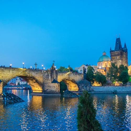 Praga: Passeio de barco + Jantar - Photo 6