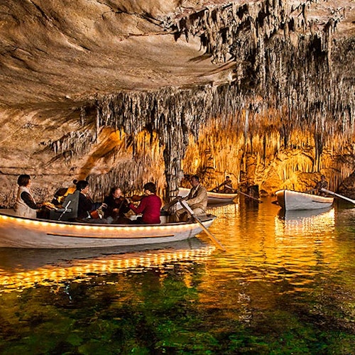 Mallorca: Excursión de Medio Día en Autobús a las Cuevas del Drach y Porto Cristo