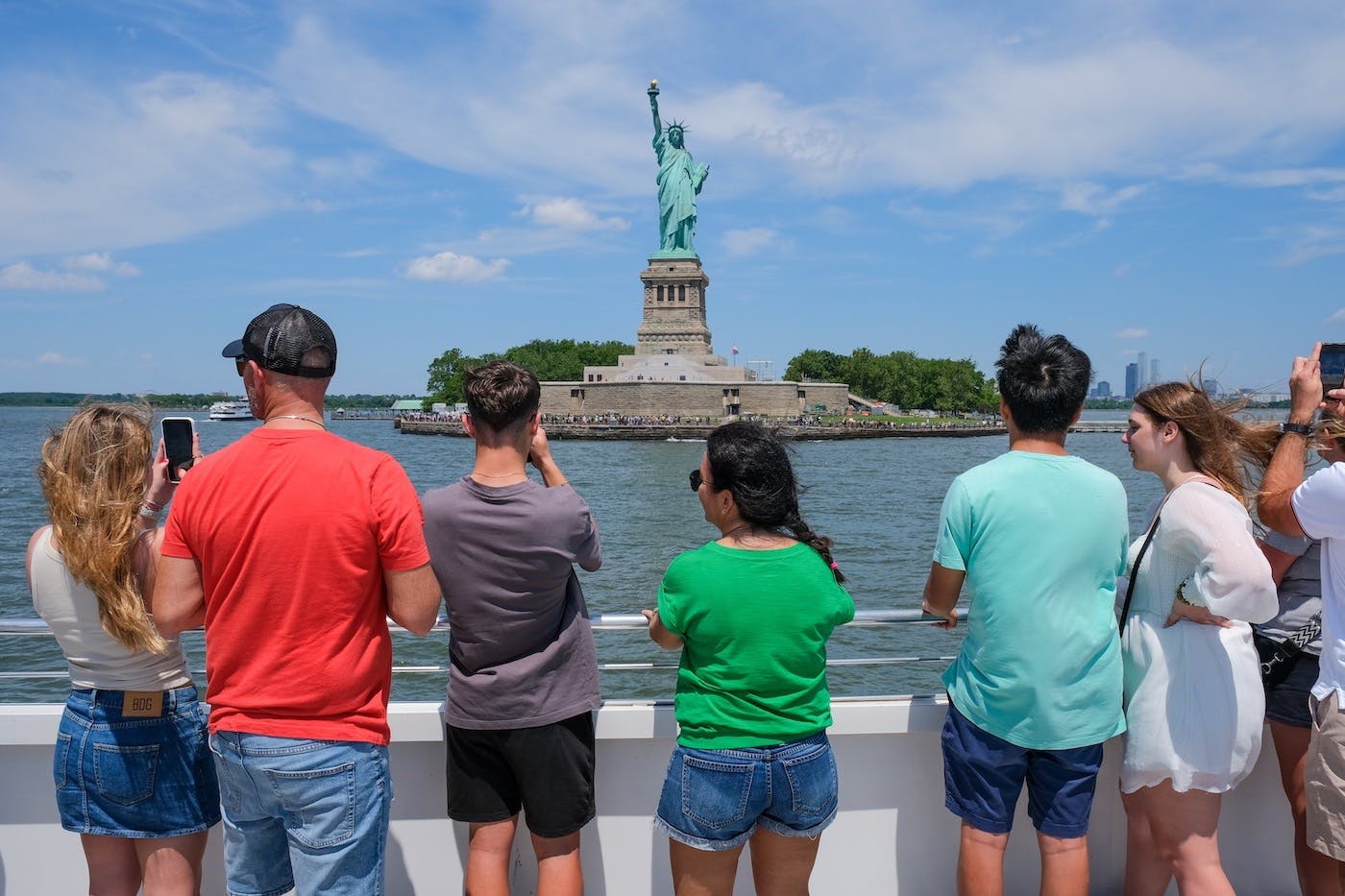 New York: Statue of Liberty Quick Cruise - Photo 6