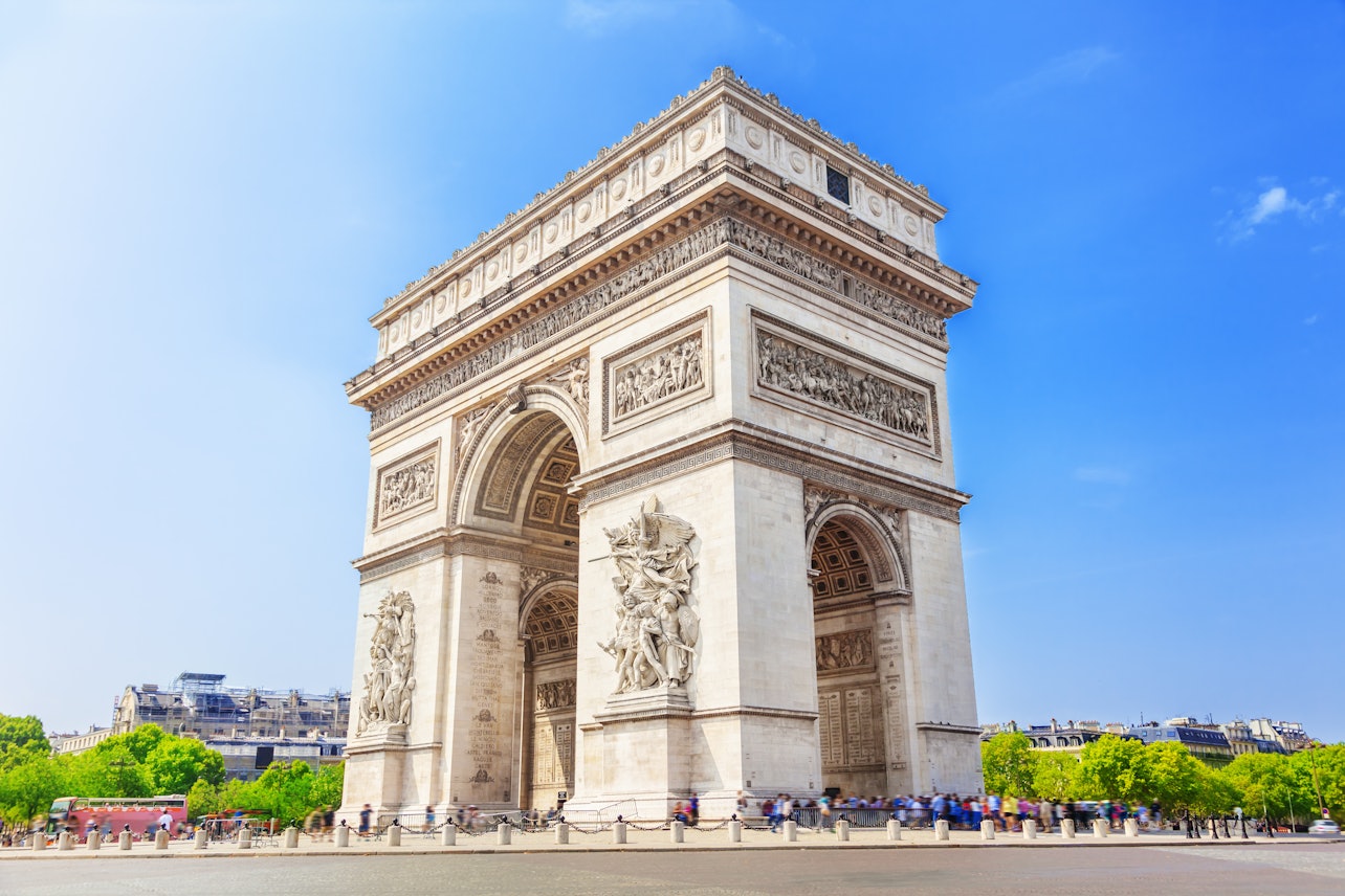 Arco do Triunfo: entrada comum + acesso ao terraço - Acomodações em Paris