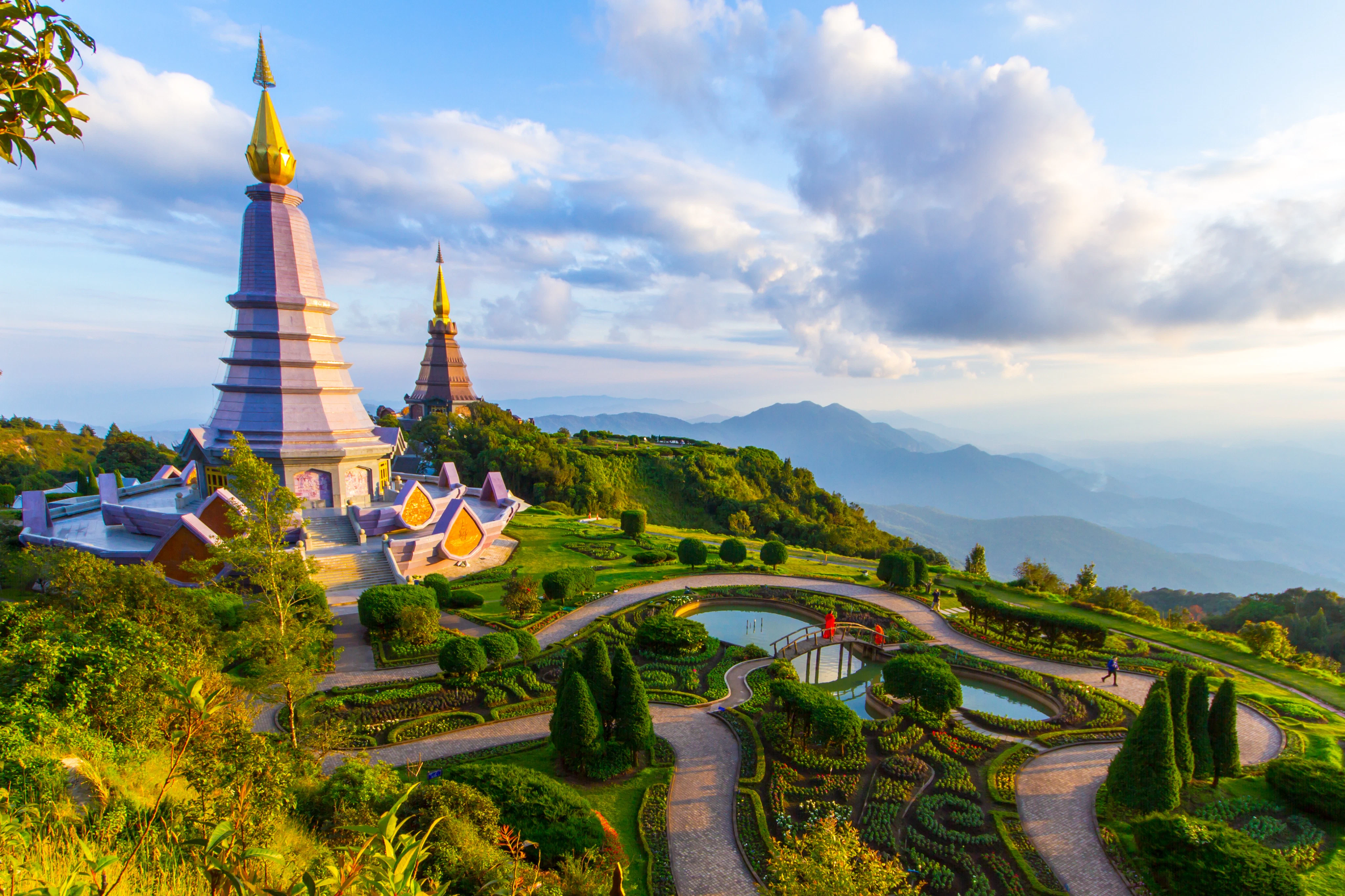 Doi Inthanon National Park: Full-Day Tour + Roundtrip Transport from Chiang Mai