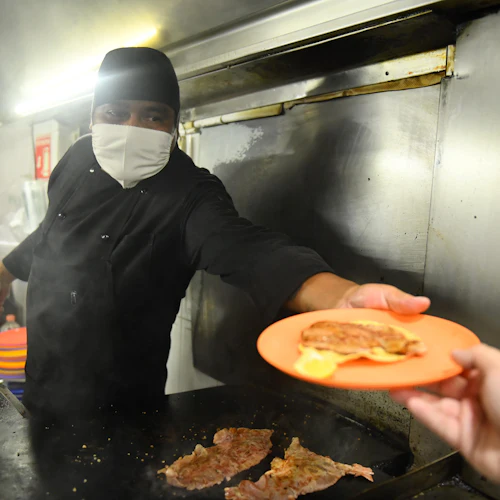 Mexico City: Zocalo Tacos Tour by Michelin-Star Chef Torres