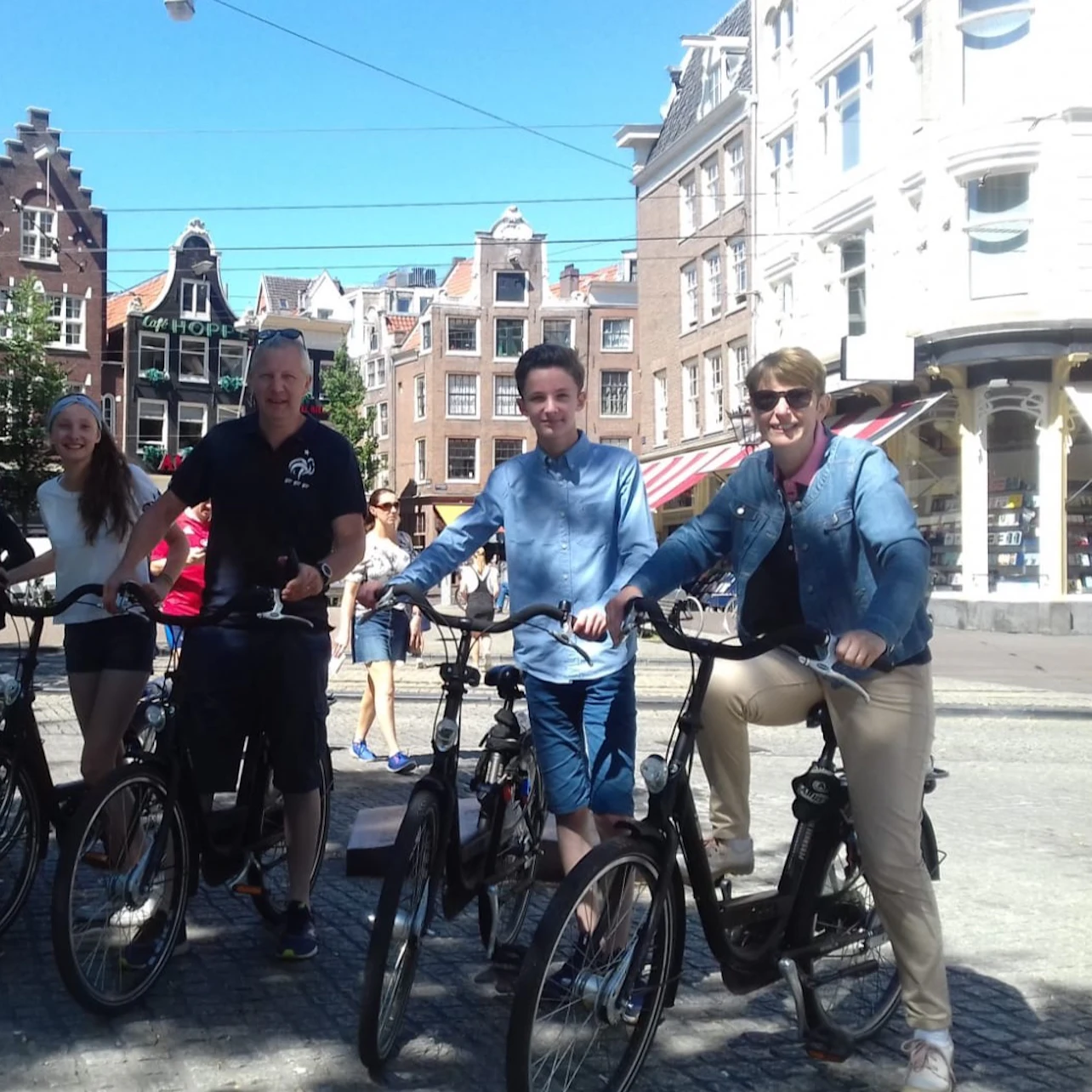 Guided bike tour in French