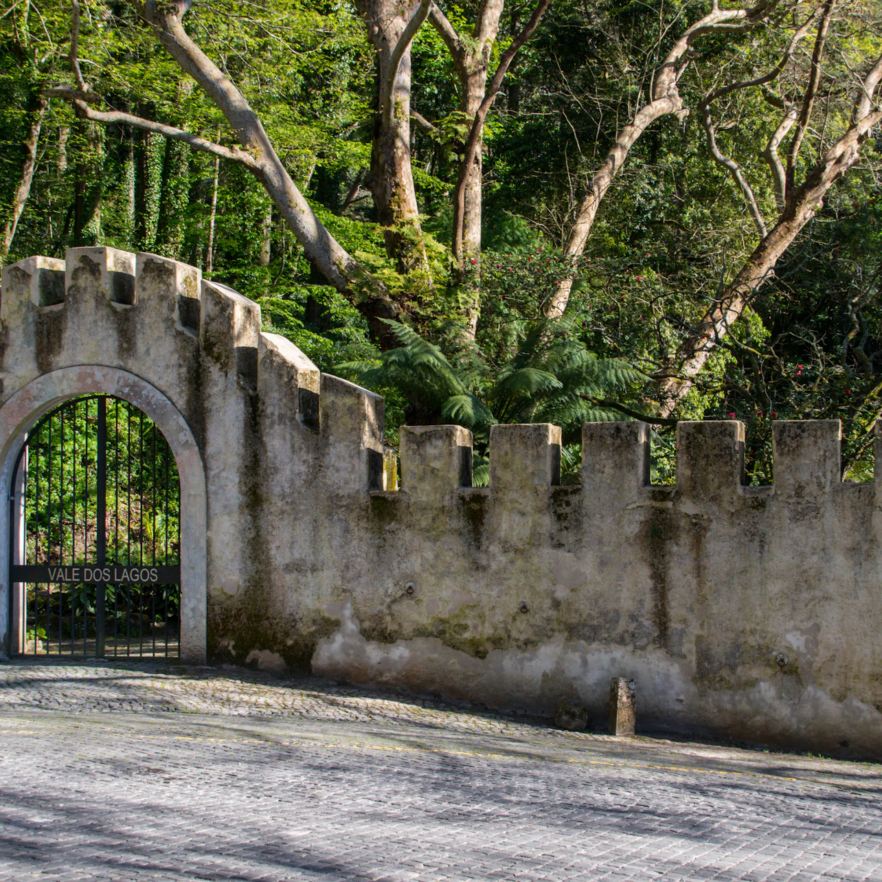 Pena Palace + Quinta da Regaleira in Sintra β Tiqets
