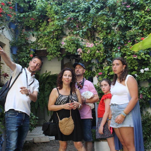 Courtyards of Cordoba: Guided Tour Courtyards of Cordoba: Guided Tour