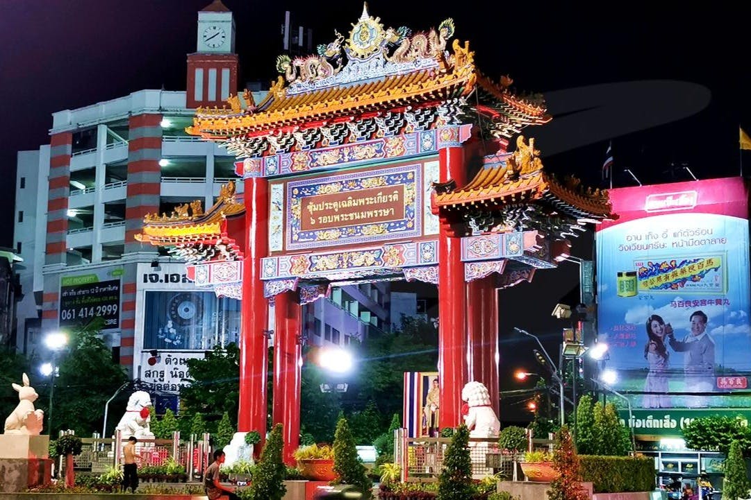Bangkok v noci: Čínská čtvrť, květinový trh a ulice Khao San