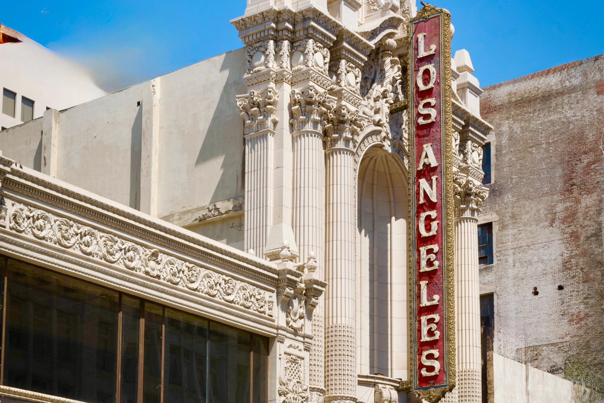 Los Angeles Theater