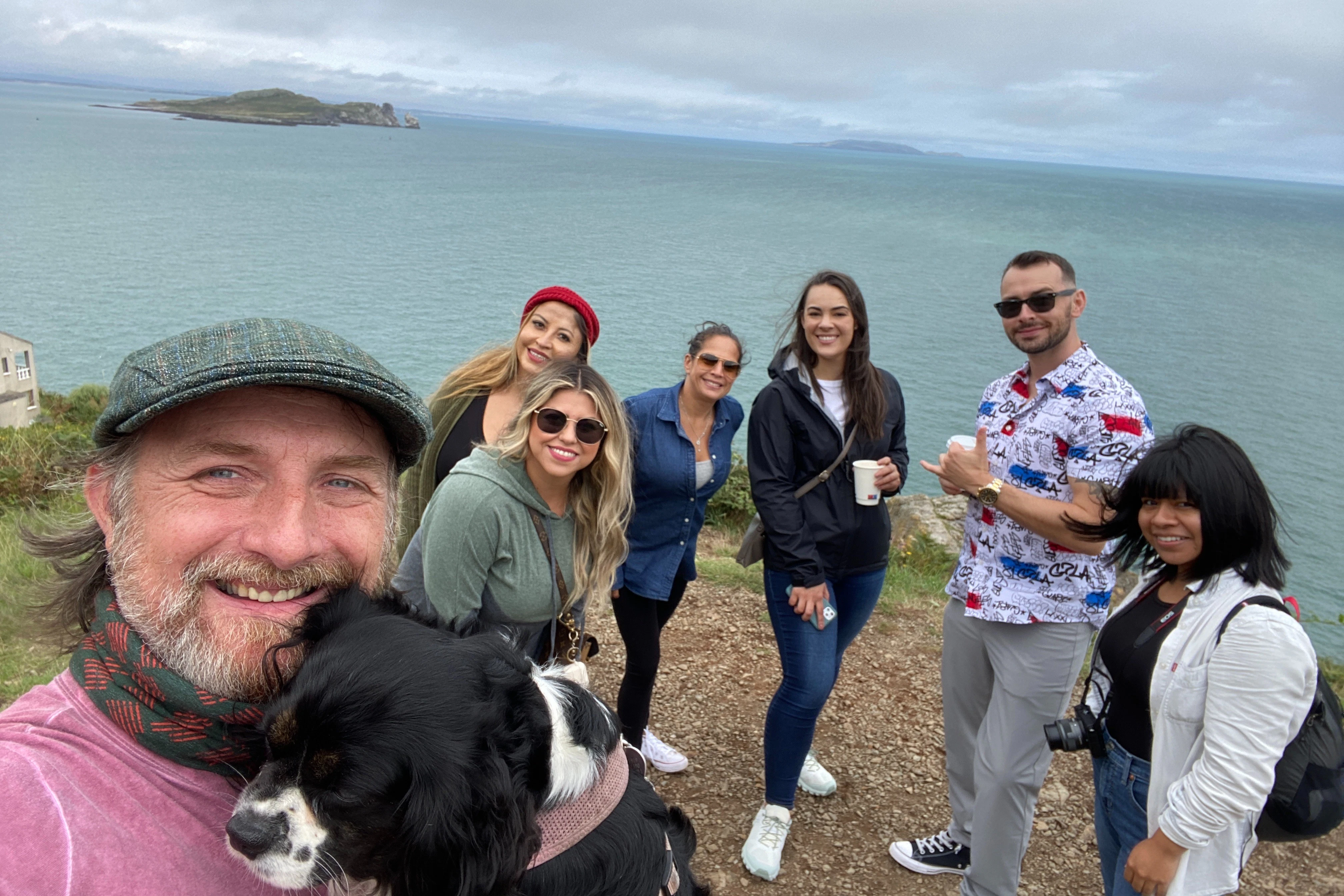 Dublin Coastal Walk: Guided Tour + Pint