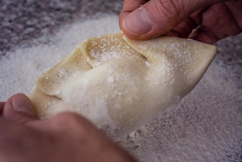 Learn the 'Repulgue': the particular Argentinian way to close the dough