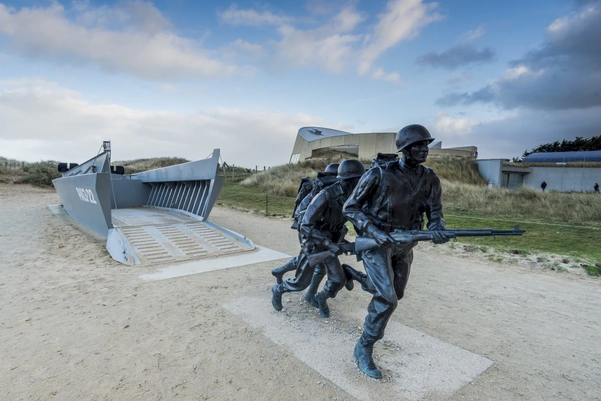 Normandy: D-Day Landings Tour + US Cemetery