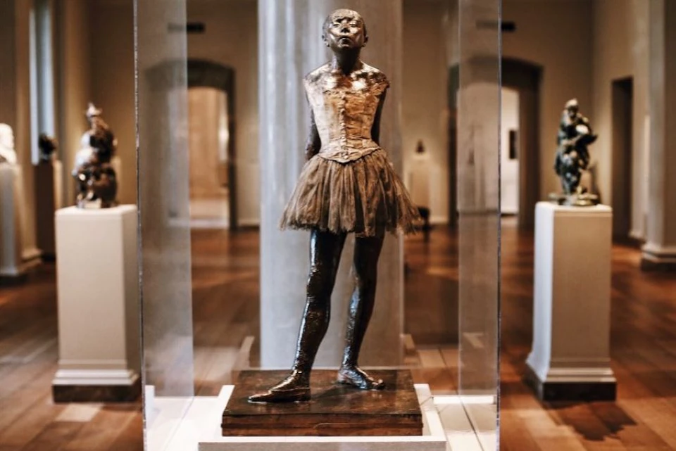 Statue