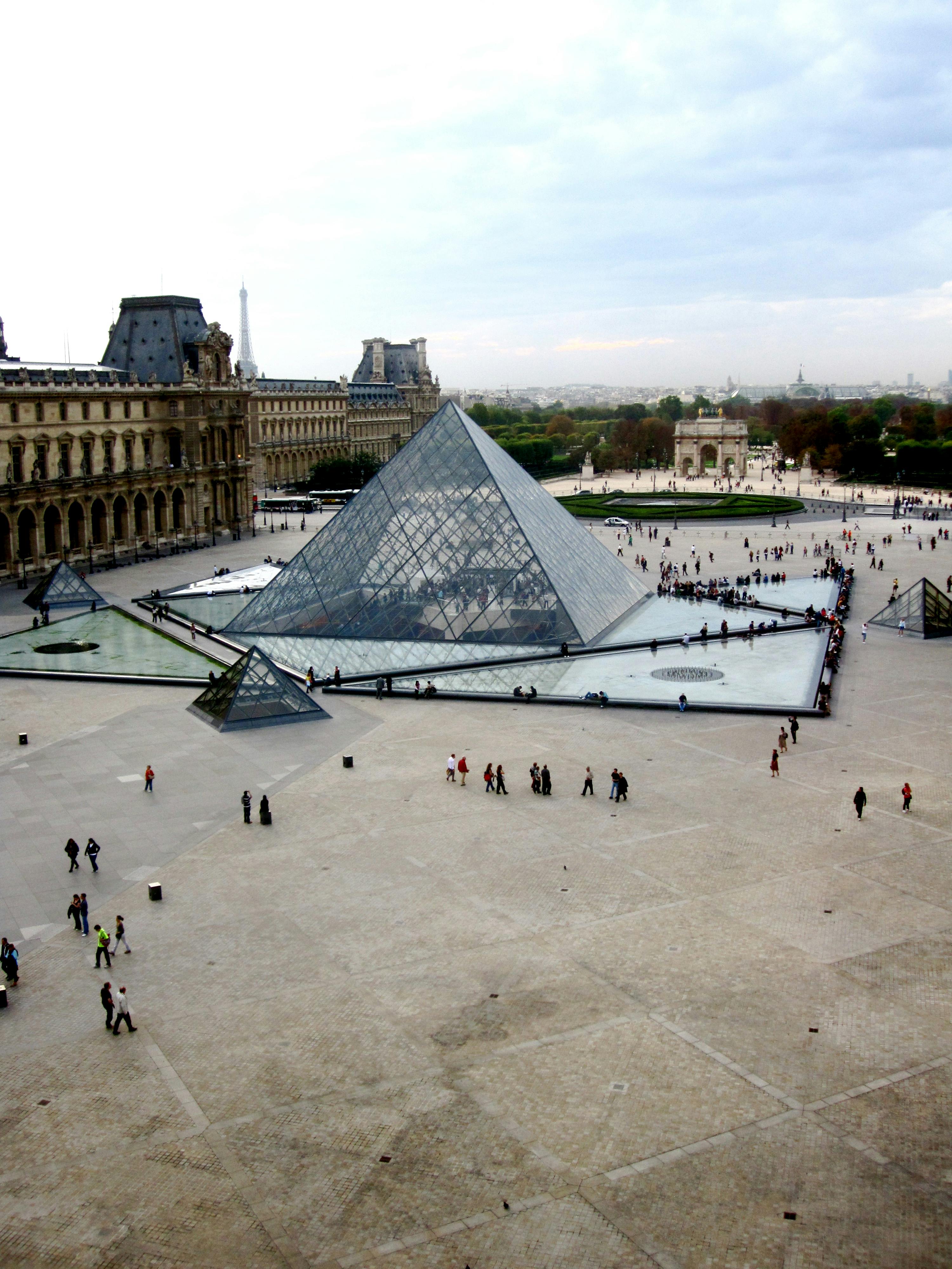 Tour of Paris: Audio Guide App