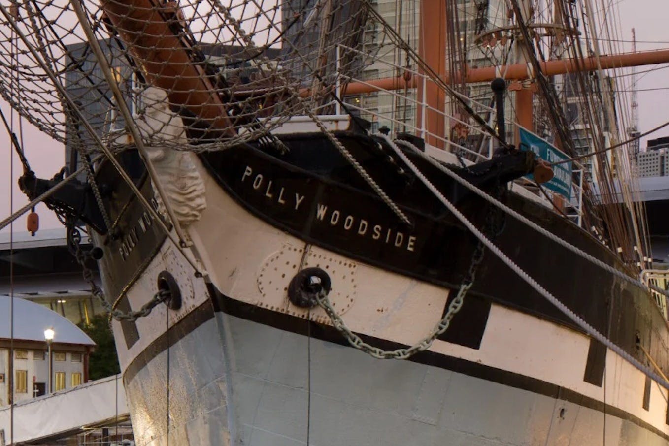 Polly Woodside: Entry Ticket - Photo 3