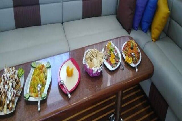 Μεσημεριανό στο Marsa Alam