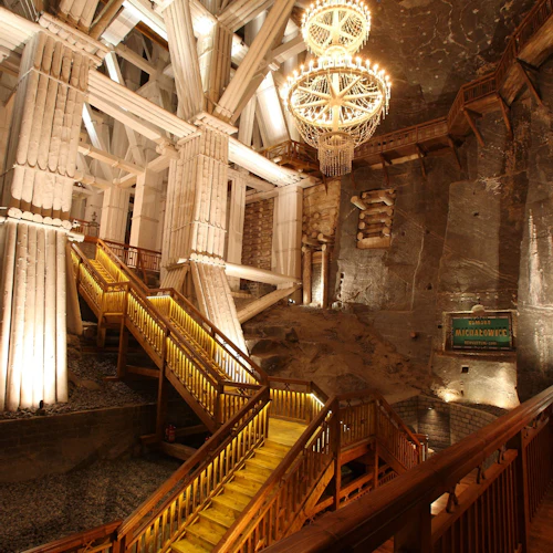 Mina de sal de Wieliczka: Ingresso Fast Track + visita guiada + transporte de Cracóvia - Photo 2
