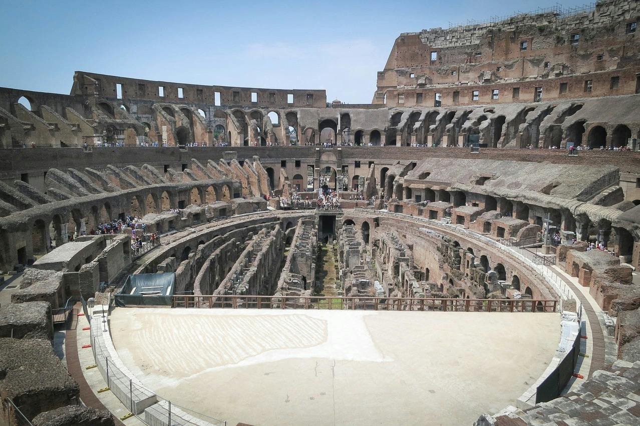 Colosseum, Arena, Forum & Palatine: Semi-Private Tour