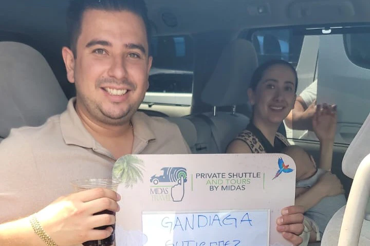 Cancún: One-way or Roundtrip Transfer from Airport to Hotel