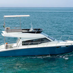 Dubai Harbour: 40-Ft Yacht Charter 3