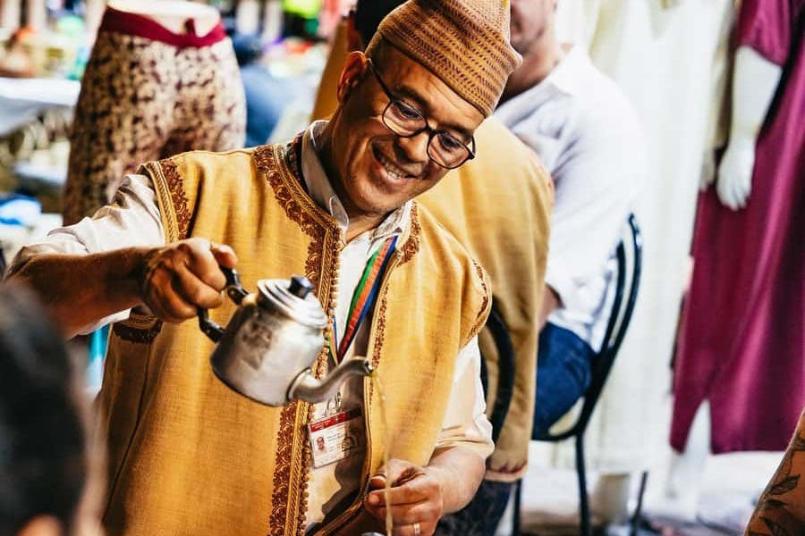 Marrakech : Visite à pied et dîner de la cuisine marocaine authentique