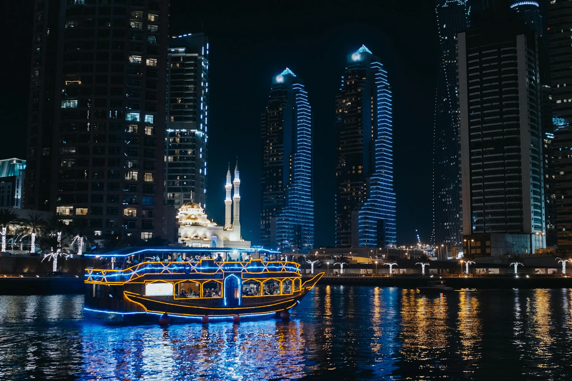 Cruise Boat