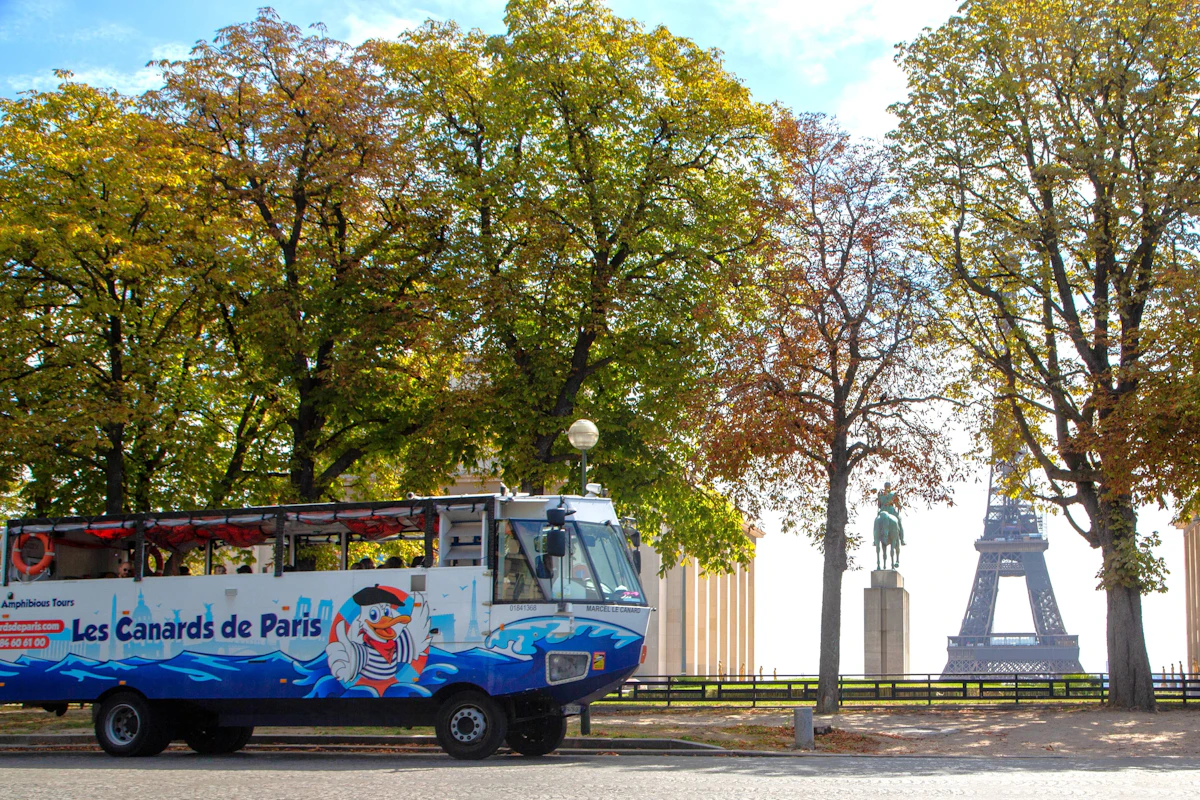 Seine River: Tour of Paris by Amphibious Bus — 5