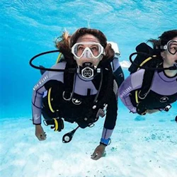 Dubai Scuba Dive: Experience for Beginners