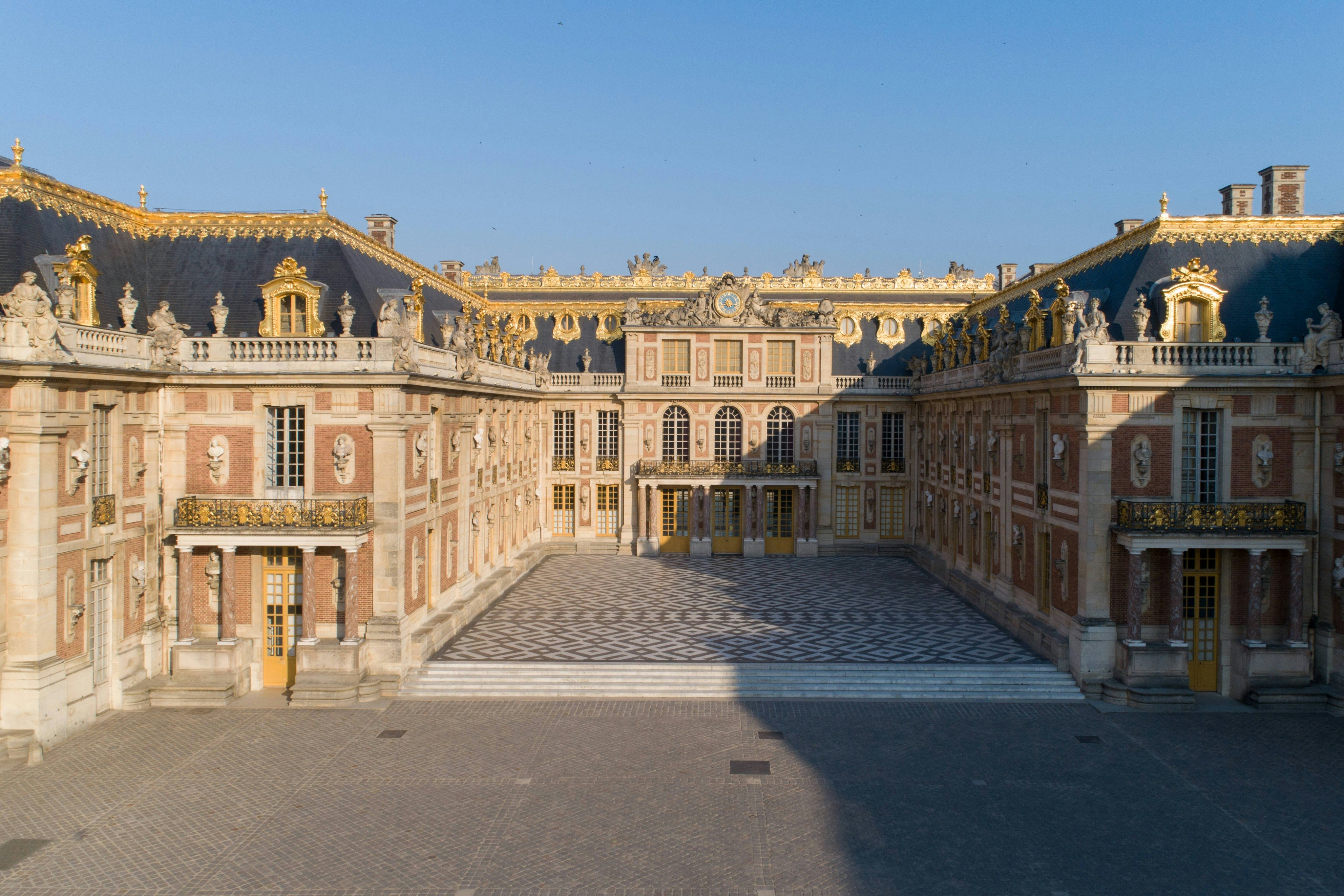 Tootbus Paris: Excursão de autocarro hop-on hop-off + entrada no Palácio de Versalhes