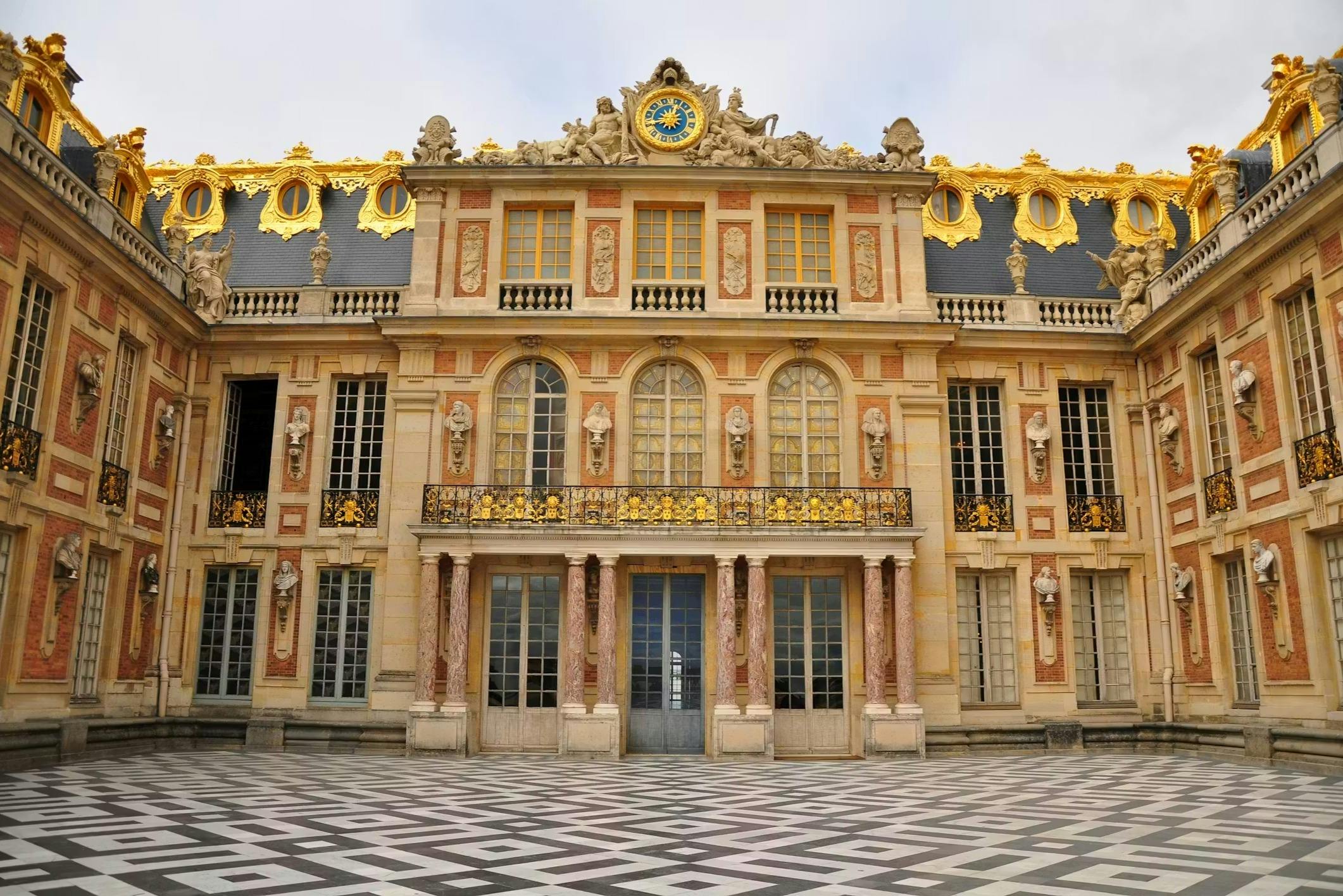 Palace of Versailles: 2-Day Entry Ticket + Gardens + Estate of Trianon 3