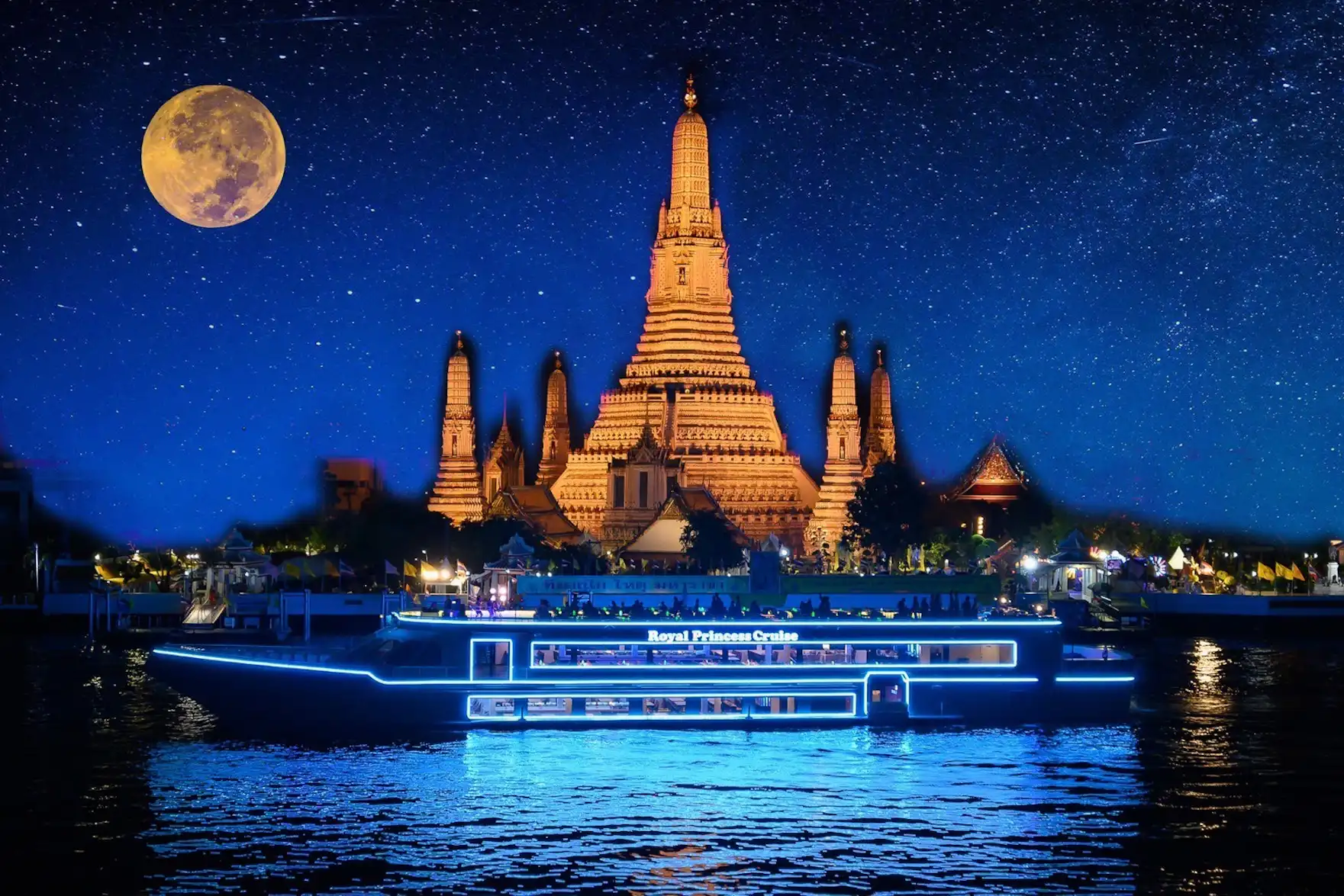 Wat Arun at night