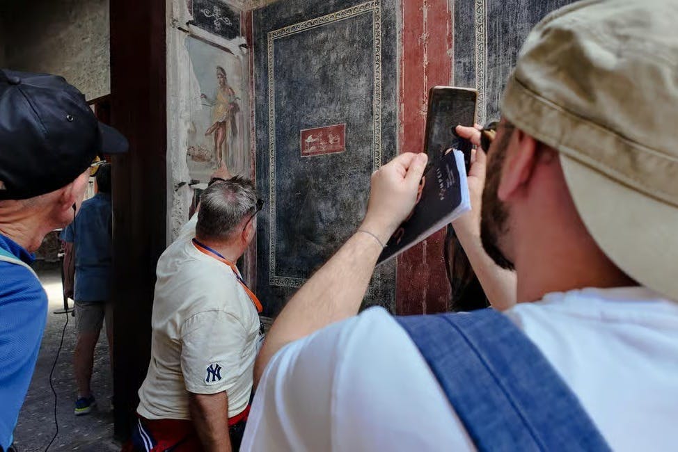 Pompei e il Vesuvio: Tour guidato per gruppi ristretti + Trasporto andata e ritorno da Napoli + Pranzo — 6