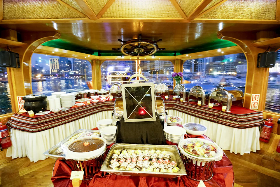 Rayna Tours - Dhow Cruise at Dubai Creek