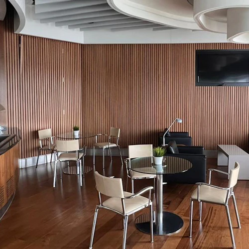 London Heathrow Airport T4: Blush Lounge by Plaza Premium Group Access - Photo 2