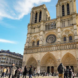 Notre-Dame Cathedral of Paris & Sainte-Chapelle: Semi-Private Guided Tour