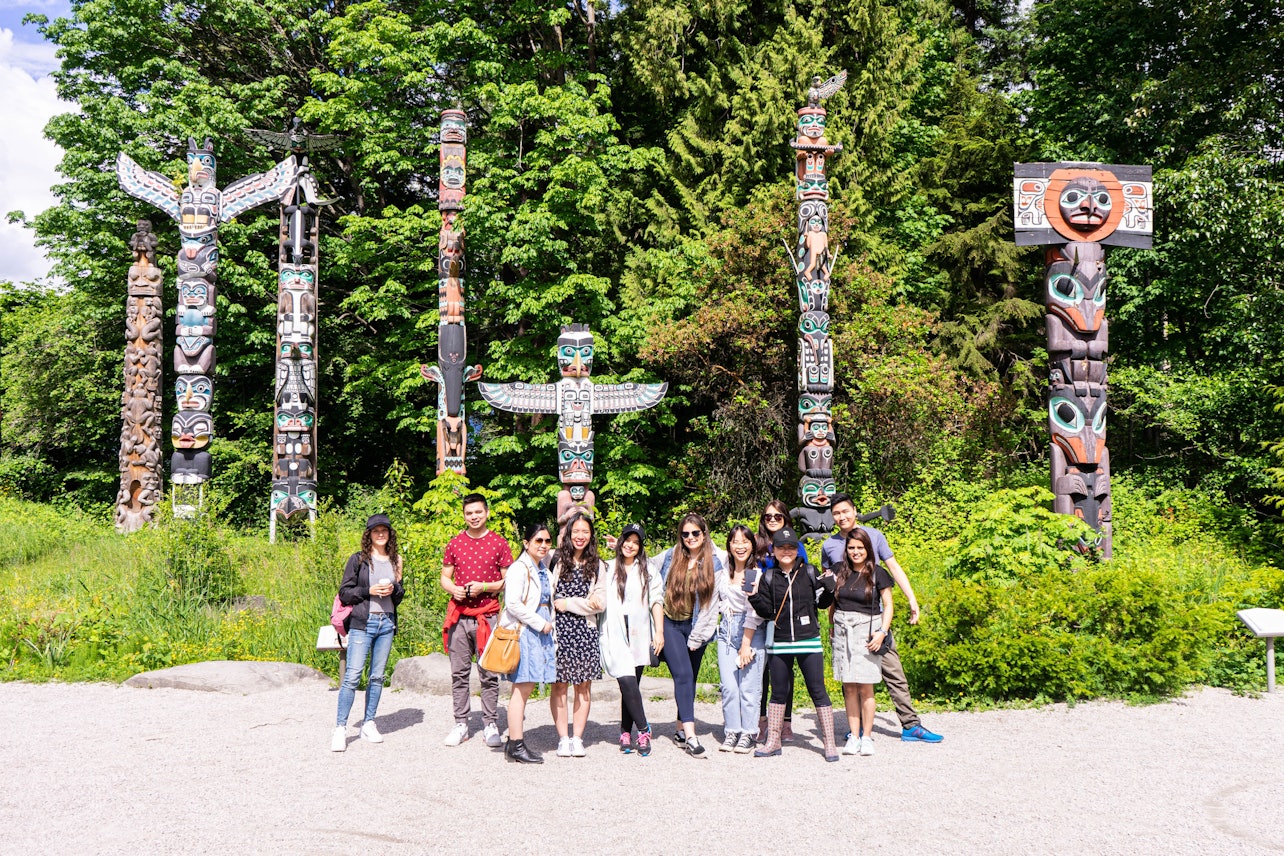 Tour guidato di Vancouver in autobus con tour a piedi dello Stanley Park - Alloggi in Vancouver